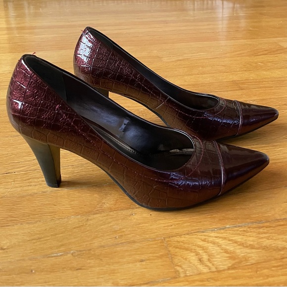 Anne Klein iflex Burgundy 3” Dress Heel.  Size 7.5 - Picture 10 of 11